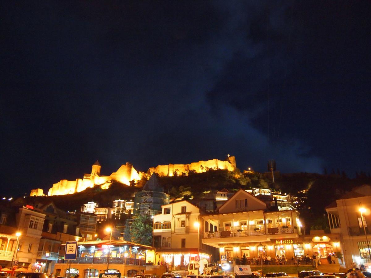 Freedom Square Apart Hotel Tbilisi Exterior foto