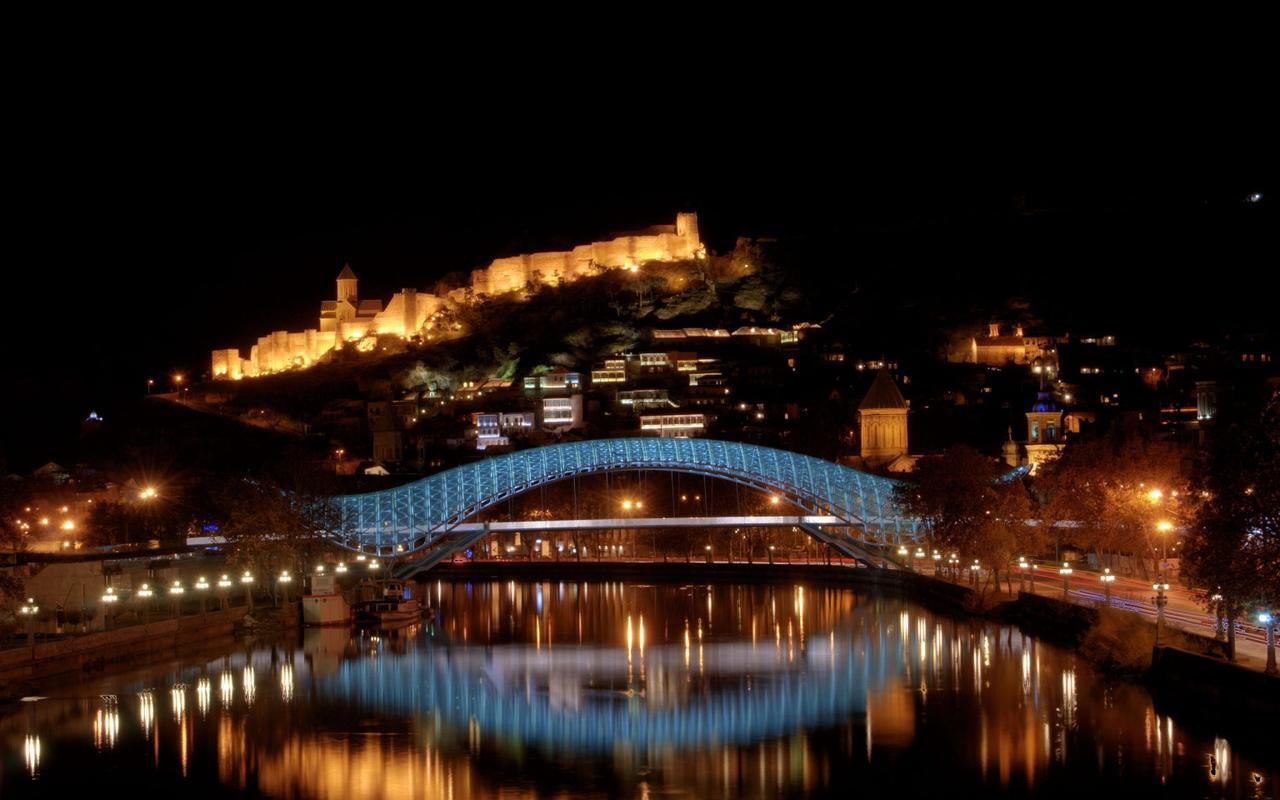 Freedom Square Apart Hotel Tbilisi Exterior foto